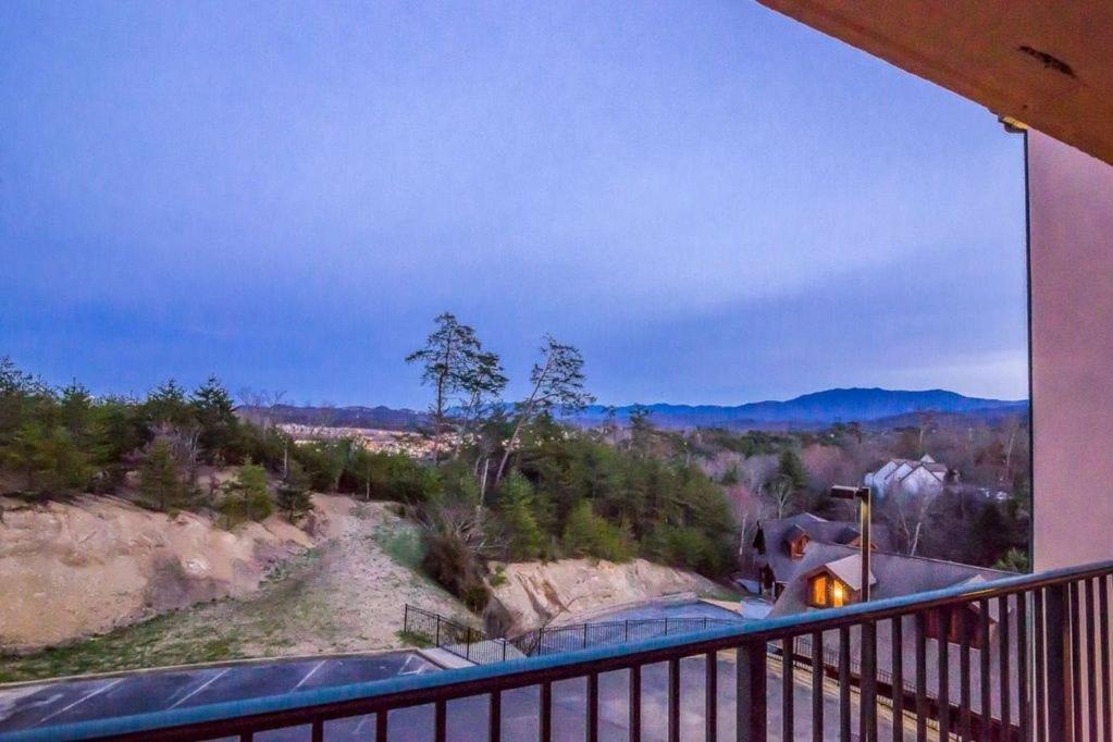 Noelle'S Nest Condominium Pigeon Forge Exterior photo